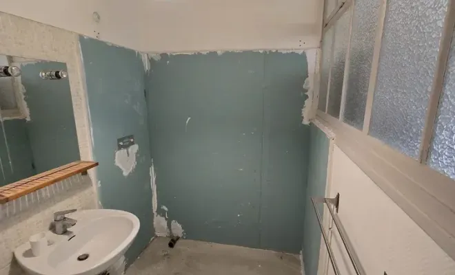 remplacement d'une baignoire par un receveur à l'Arbresle, L'Arbresle, Romain Petel